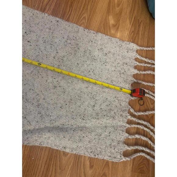 American Eagle Winter Scarf - Picture 5 of 5